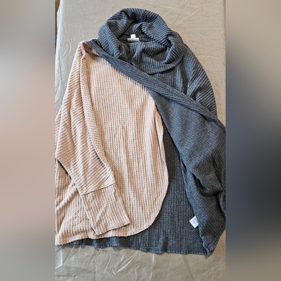 LuLaRoe Kristen Cowel Neck Sweater - Picture 2 of 5